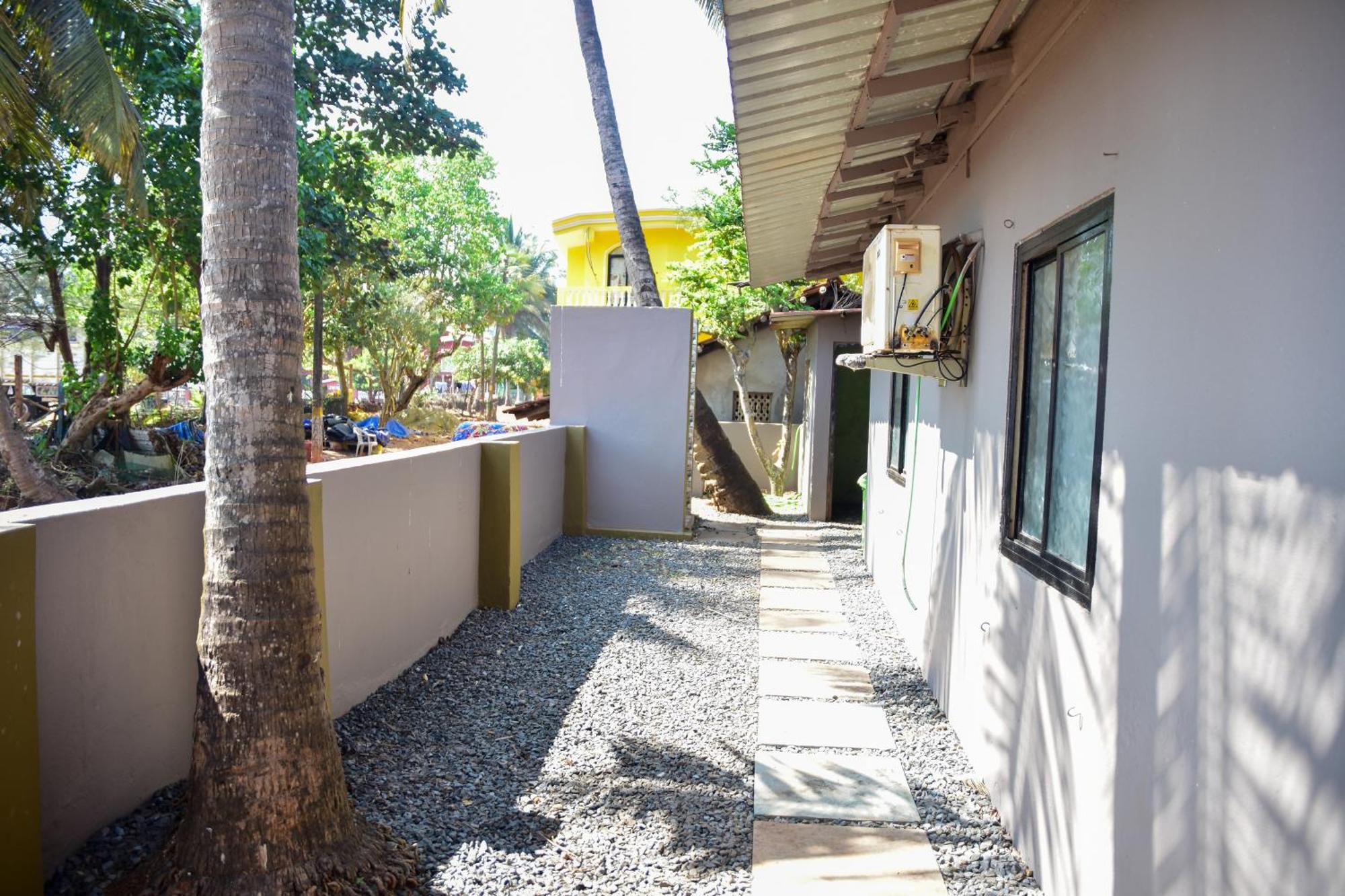 Valerys Nest Bogmalo - Private Villa Near The Beach And Dabolim Airport Экстерьер фото